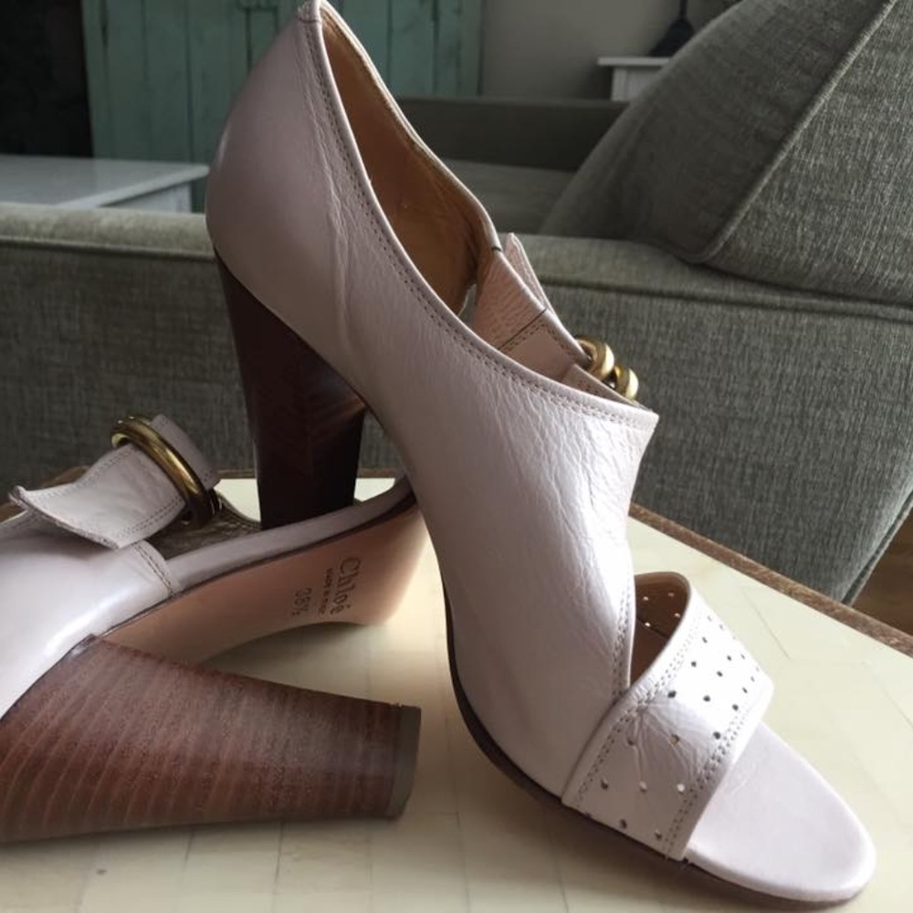 Chloe heels.